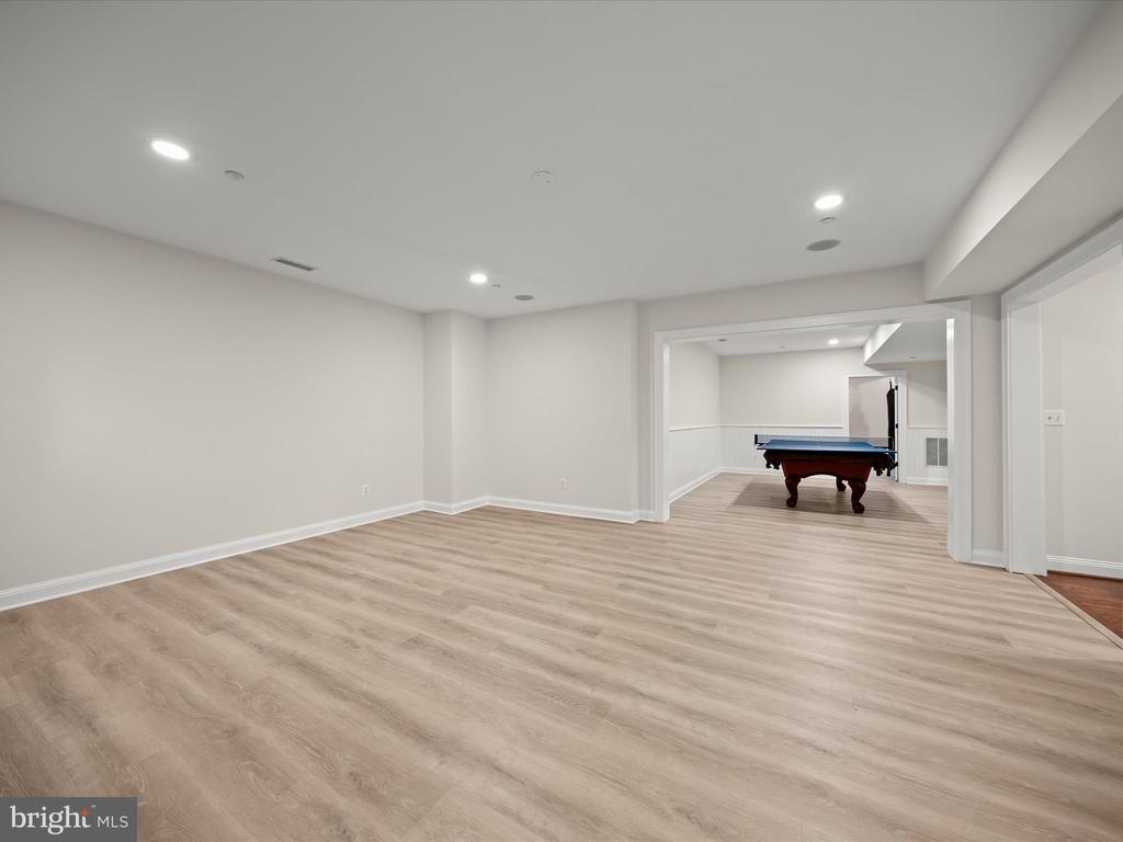 7504 MARBURY ROAD