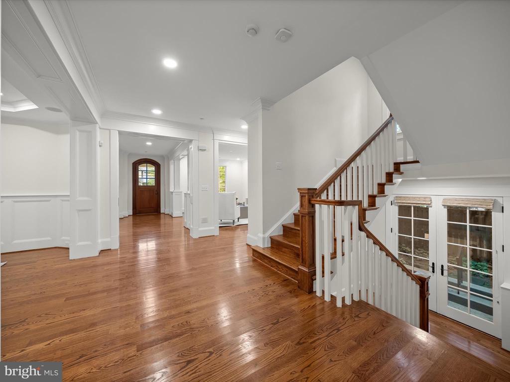 7504 MARBURY ROAD