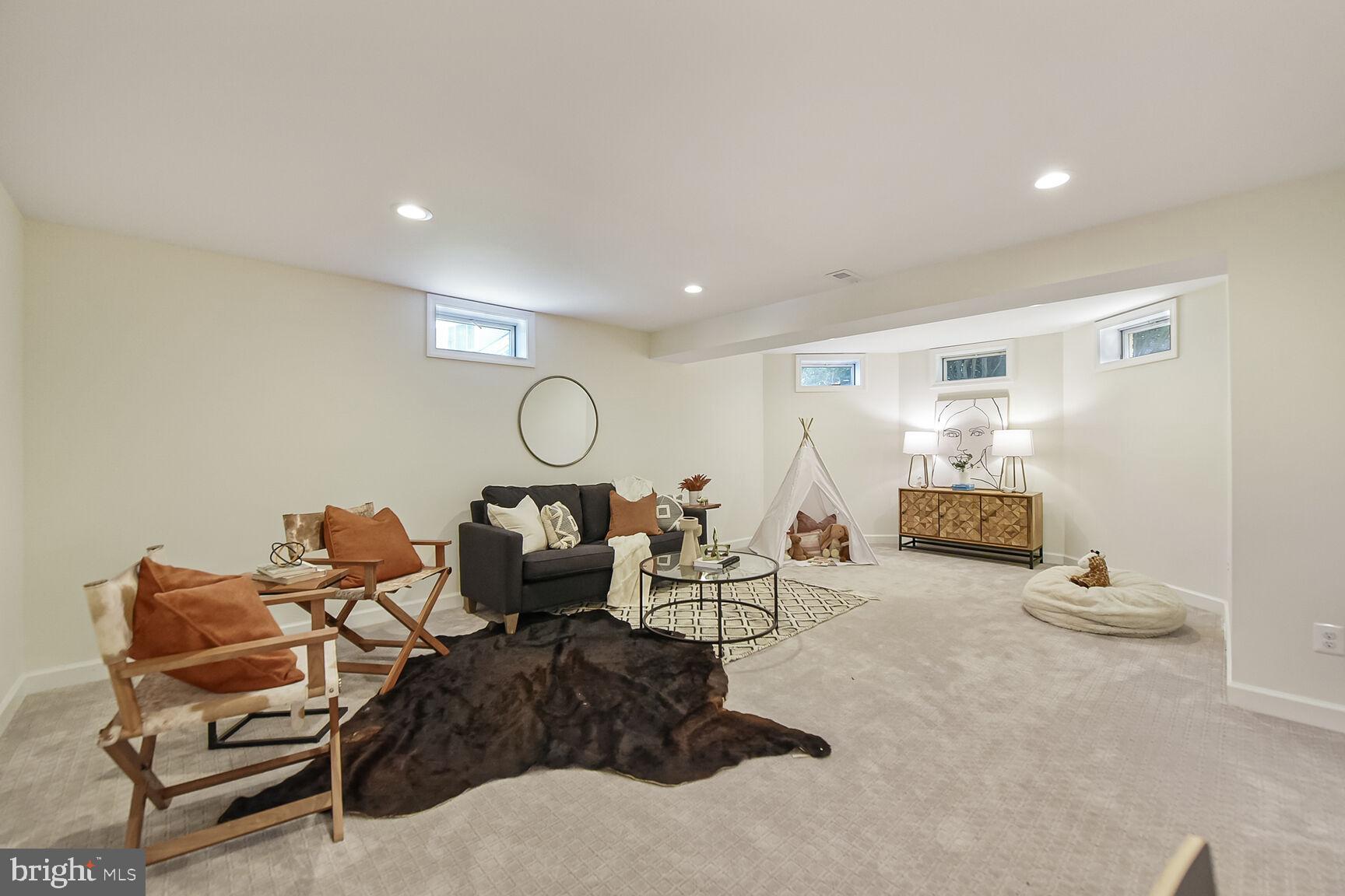 10205 SWEETWOOD AVENUE