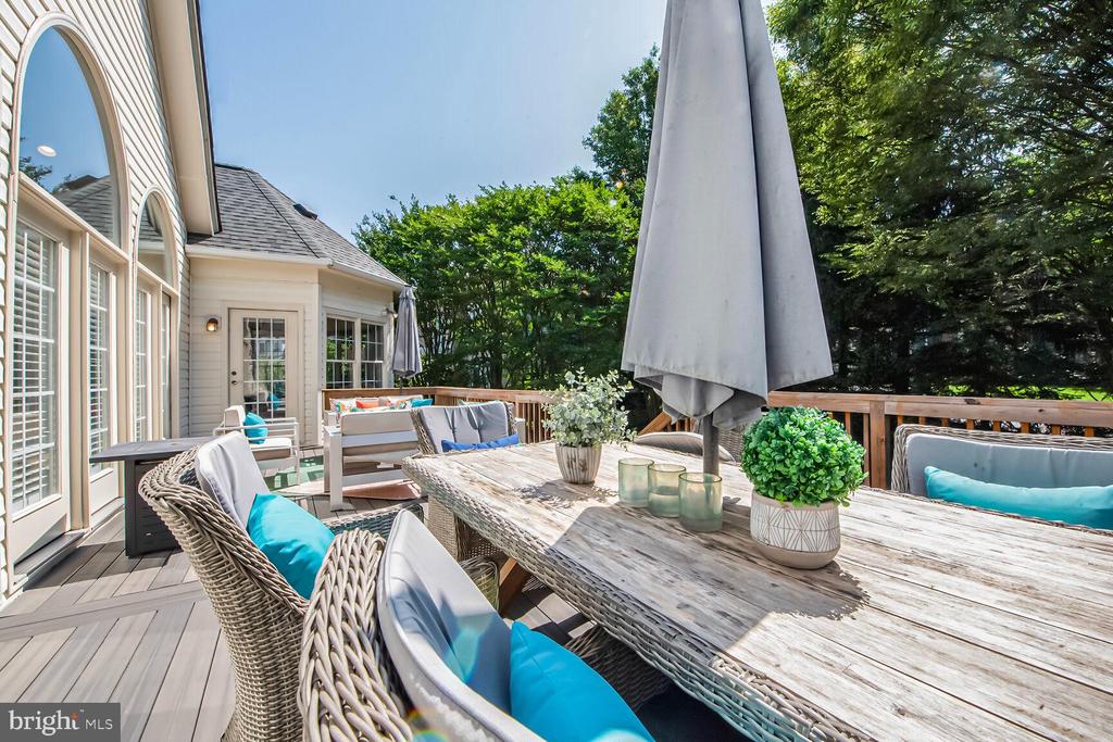 10205 SWEETWOOD AVENUE