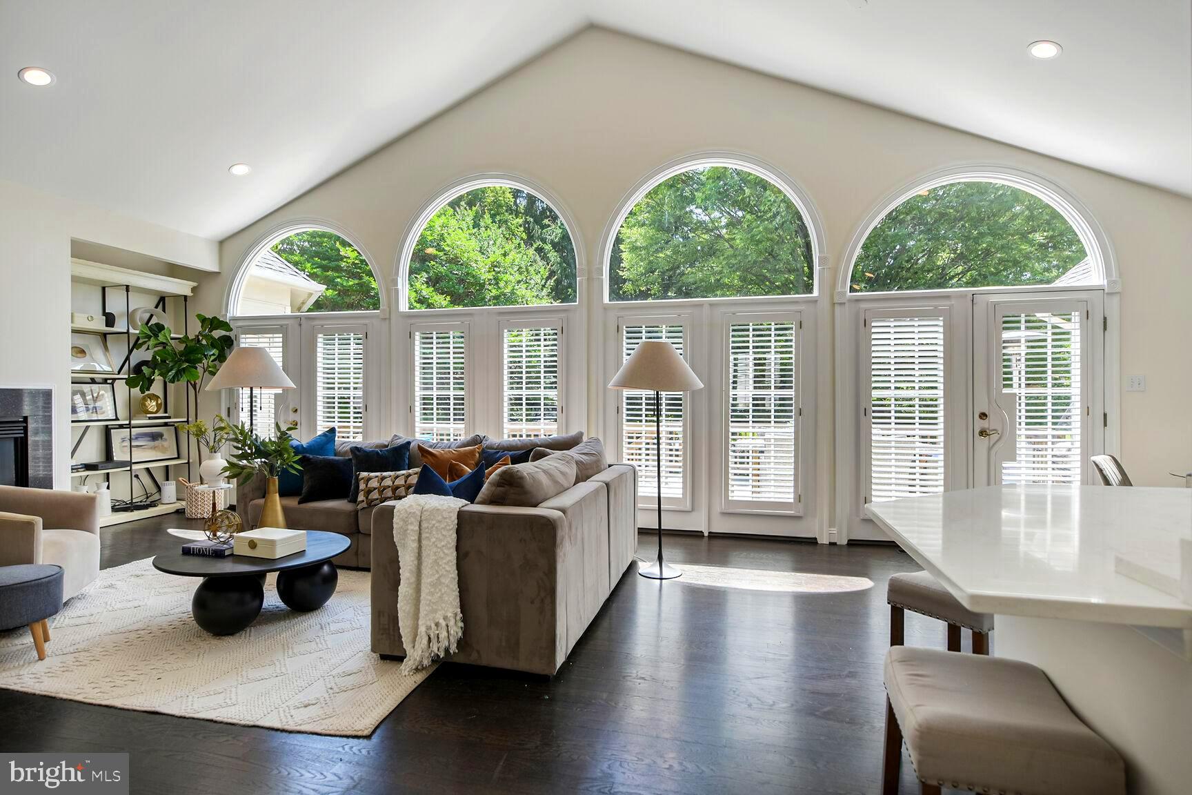 10205 SWEETWOOD AVENUE