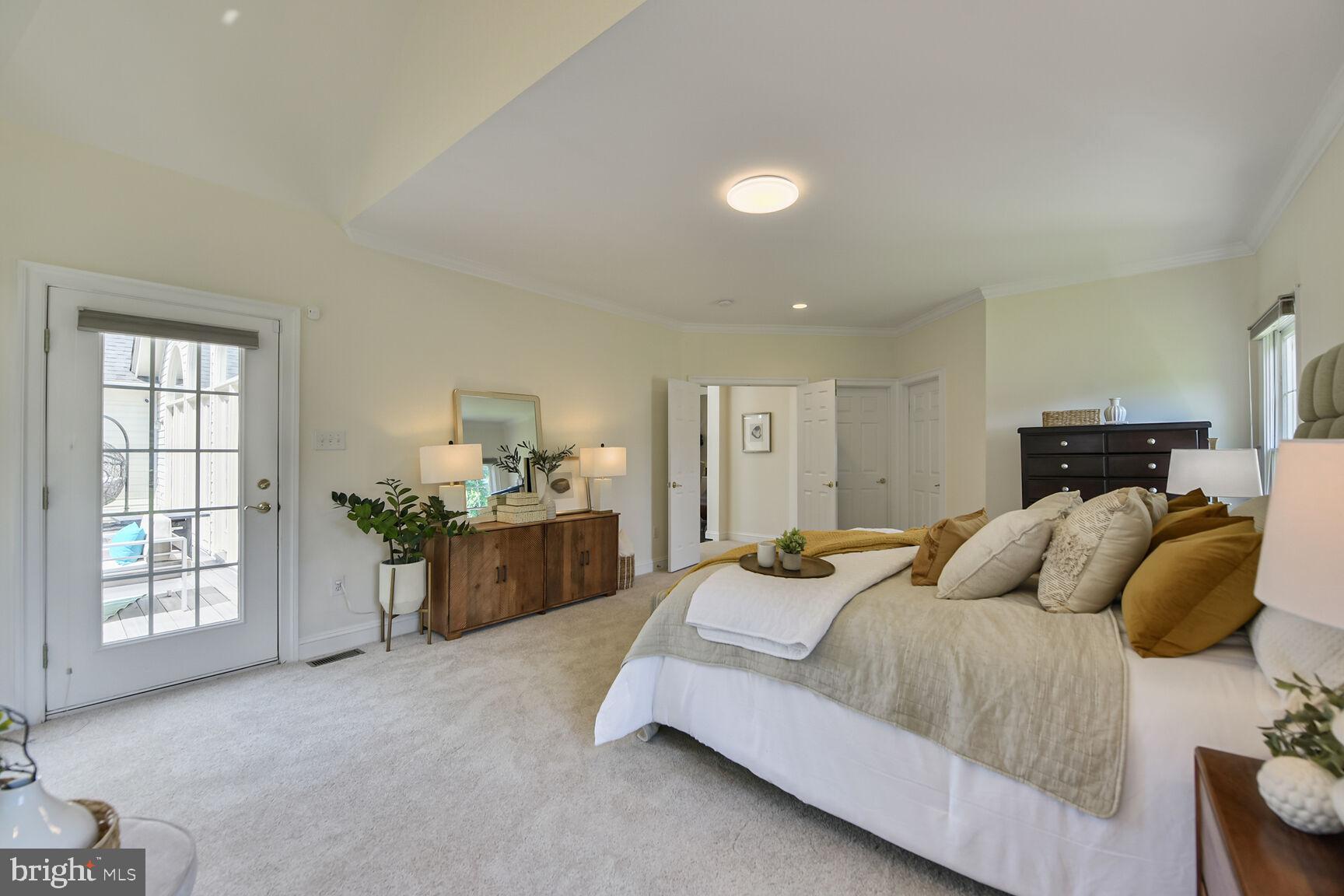 10205 SWEETWOOD AVENUE