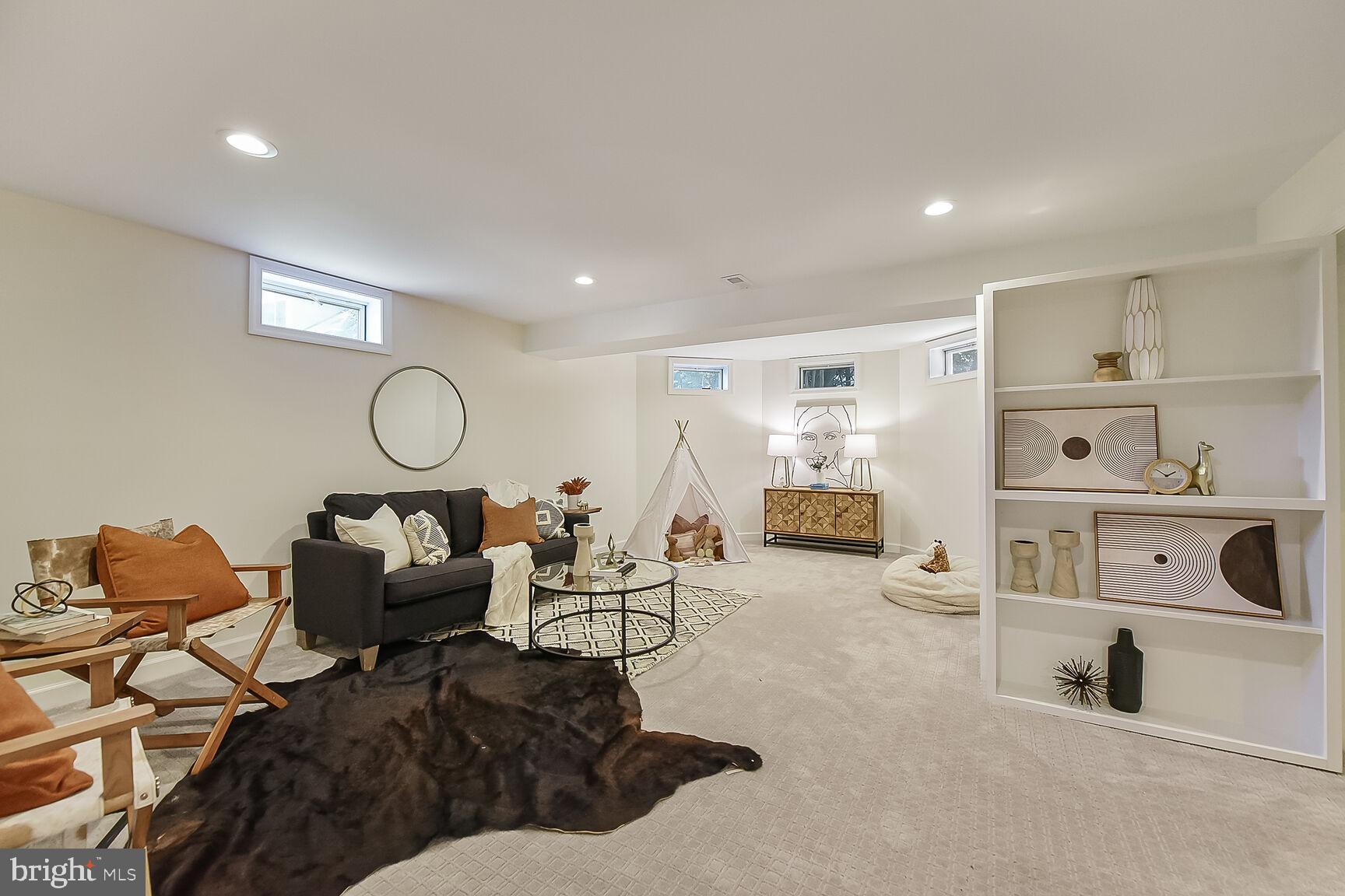 10205 SWEETWOOD AVENUE