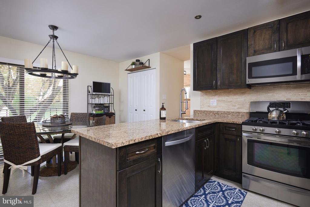 10893 DEBORAH DRIVE