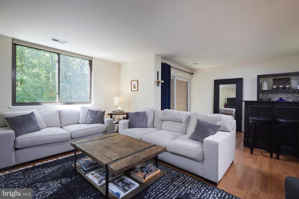 10893 DEBORAH DRIVE