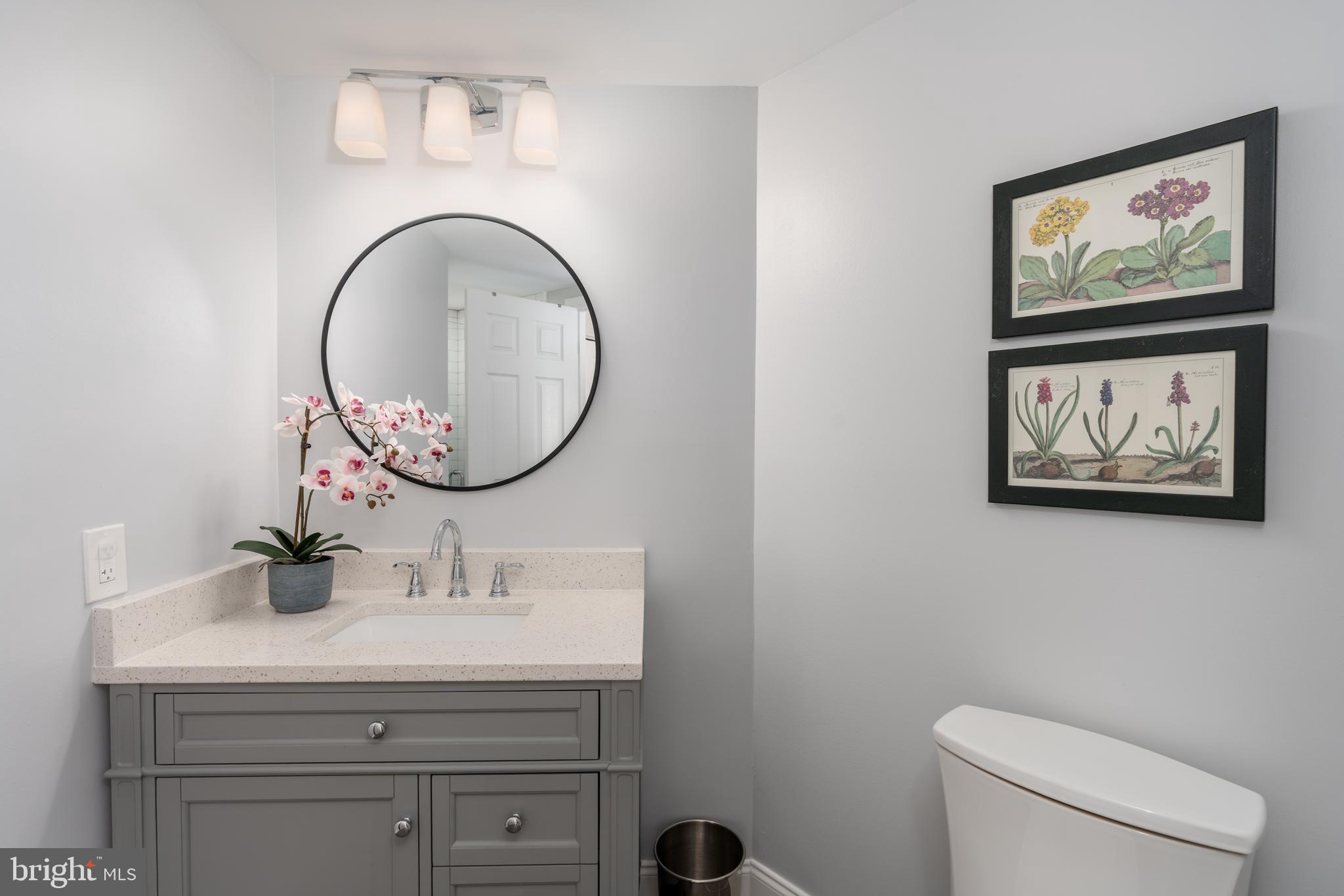 5809 NICHOLSON LANE 301