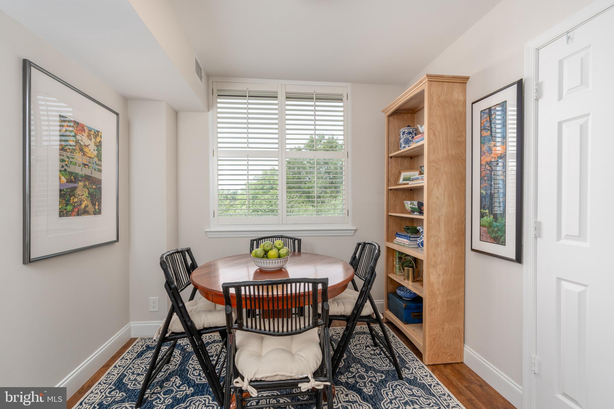 5809 NICHOLSON LANE 301