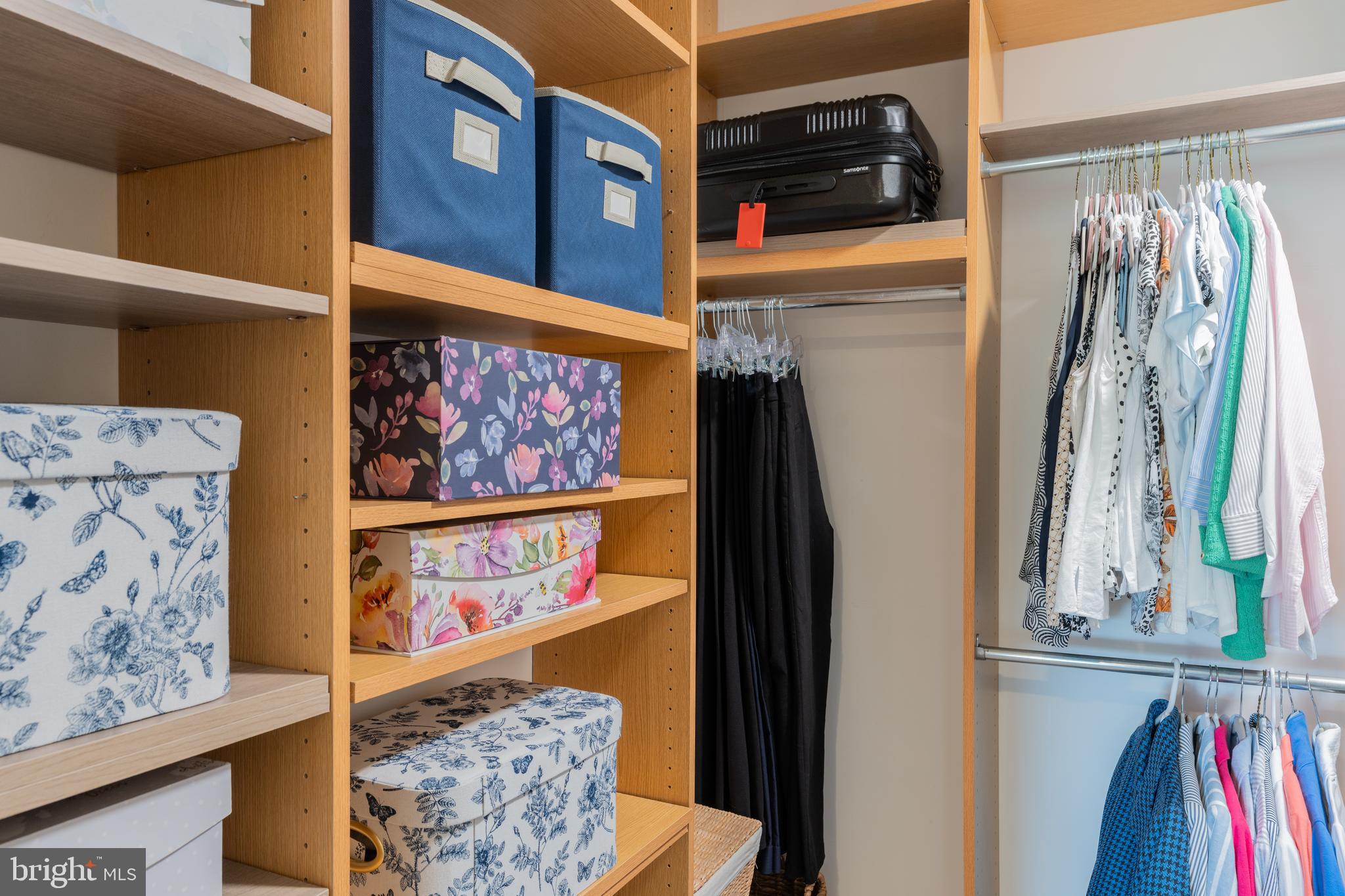 5809 NICHOLSON LANE 301