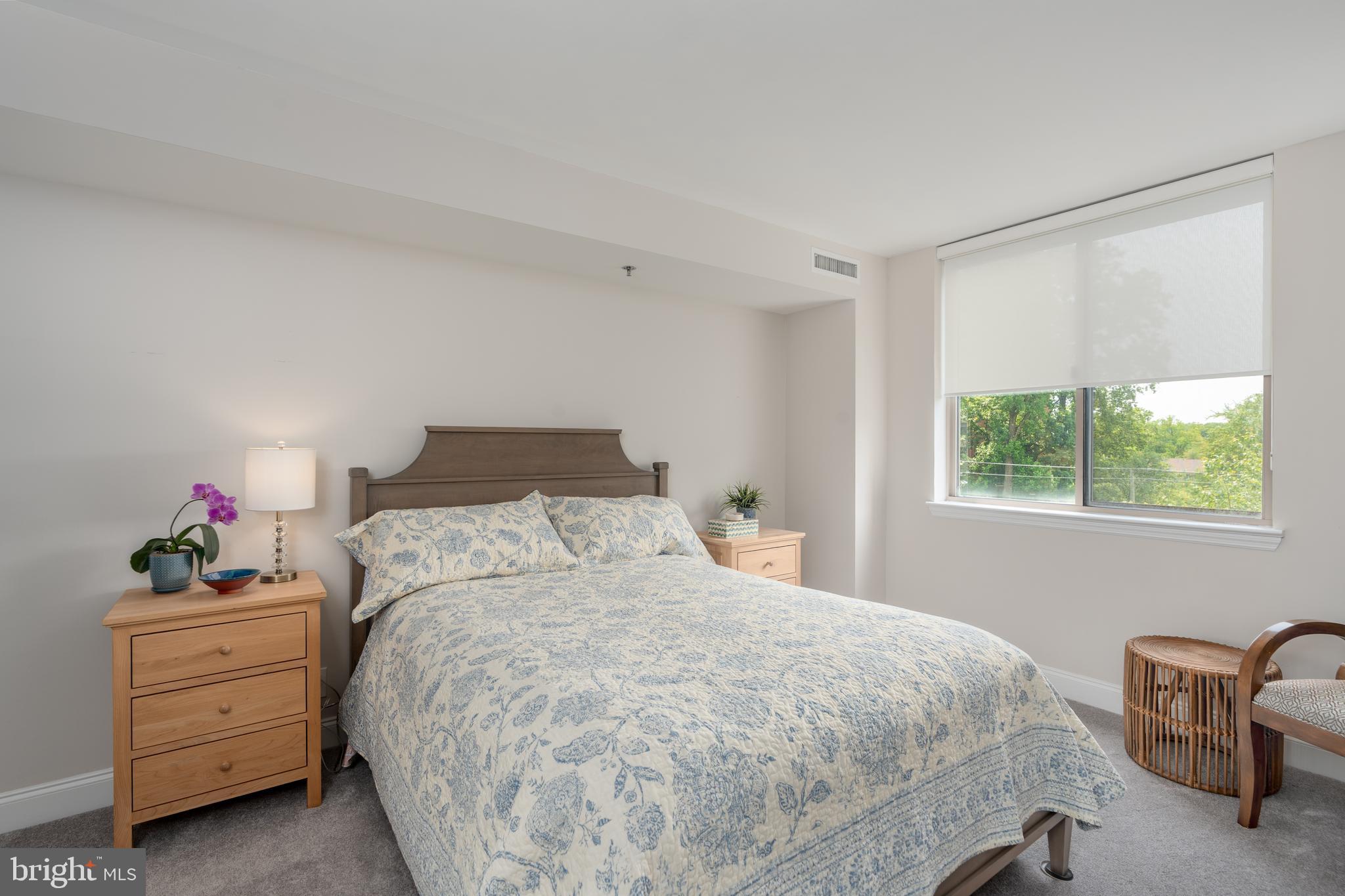 5809 NICHOLSON LANE 301