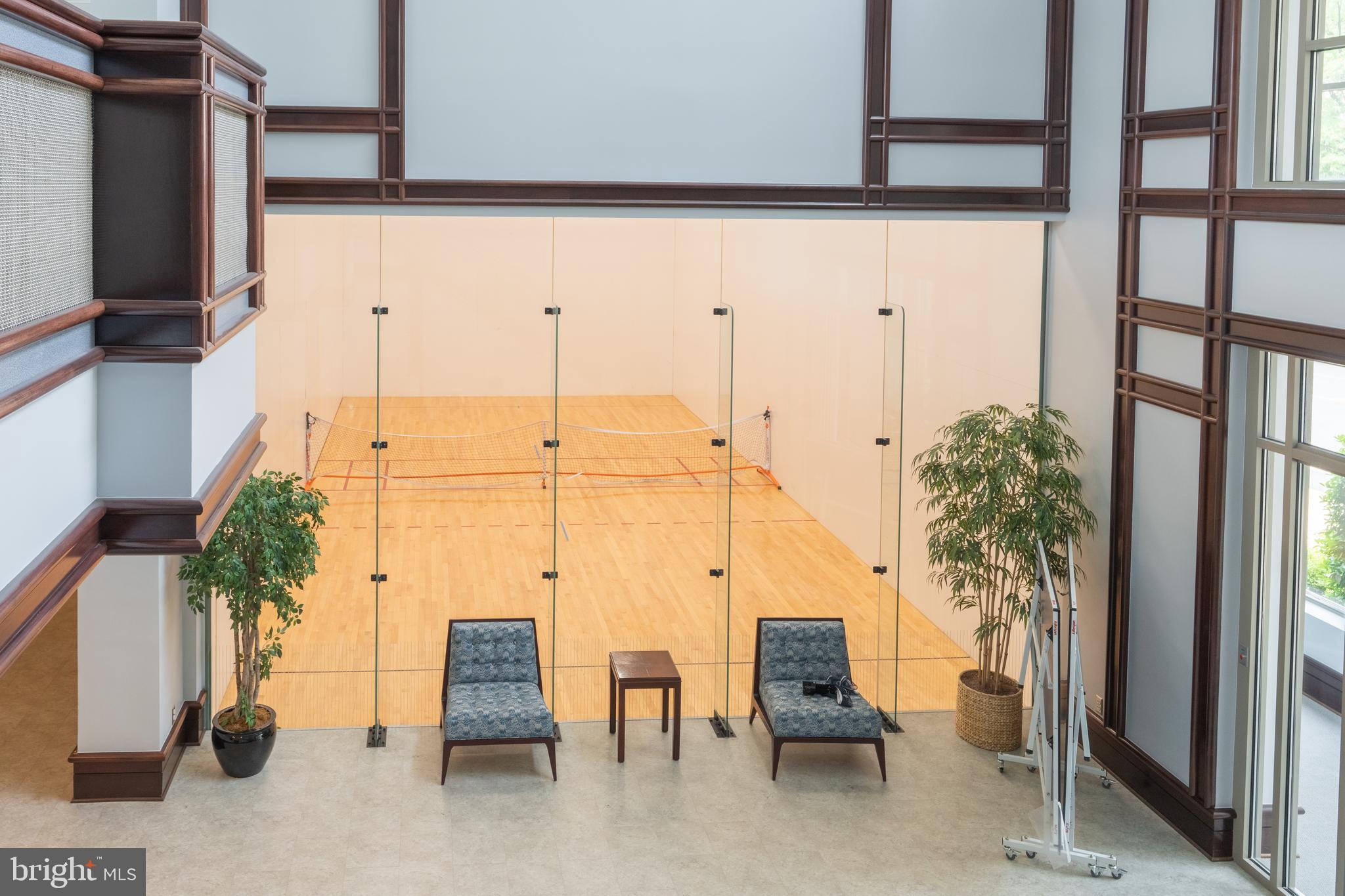 5809 NICHOLSON LANE 301