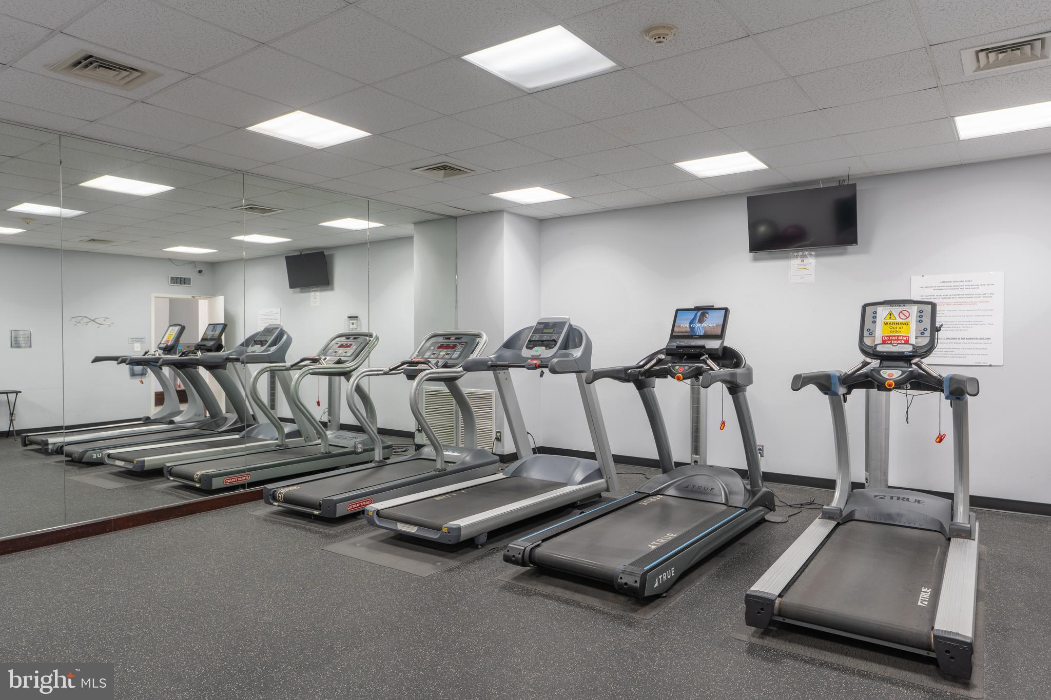 5809 NICHOLSON LANE 301