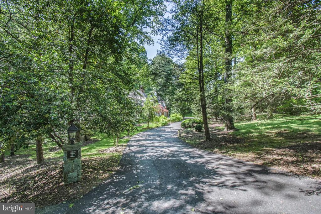 11801 GLEN MILL ROAD