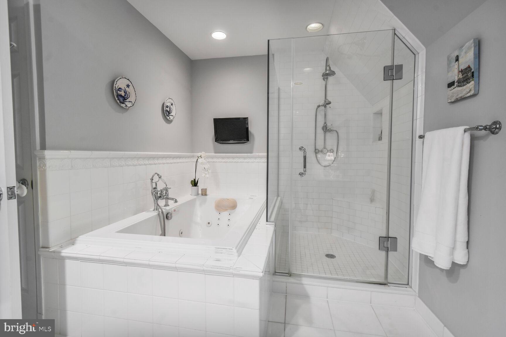 11801 GLEN MILL ROAD