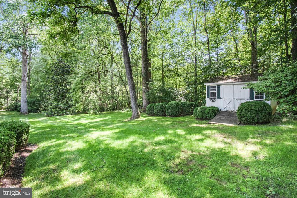 11801 GLEN MILL ROAD
