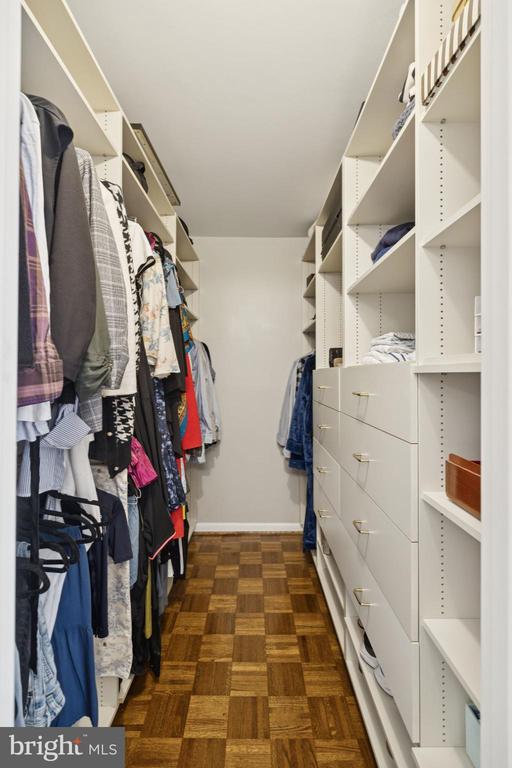 4956 SENTINEL DRIVE 9-401