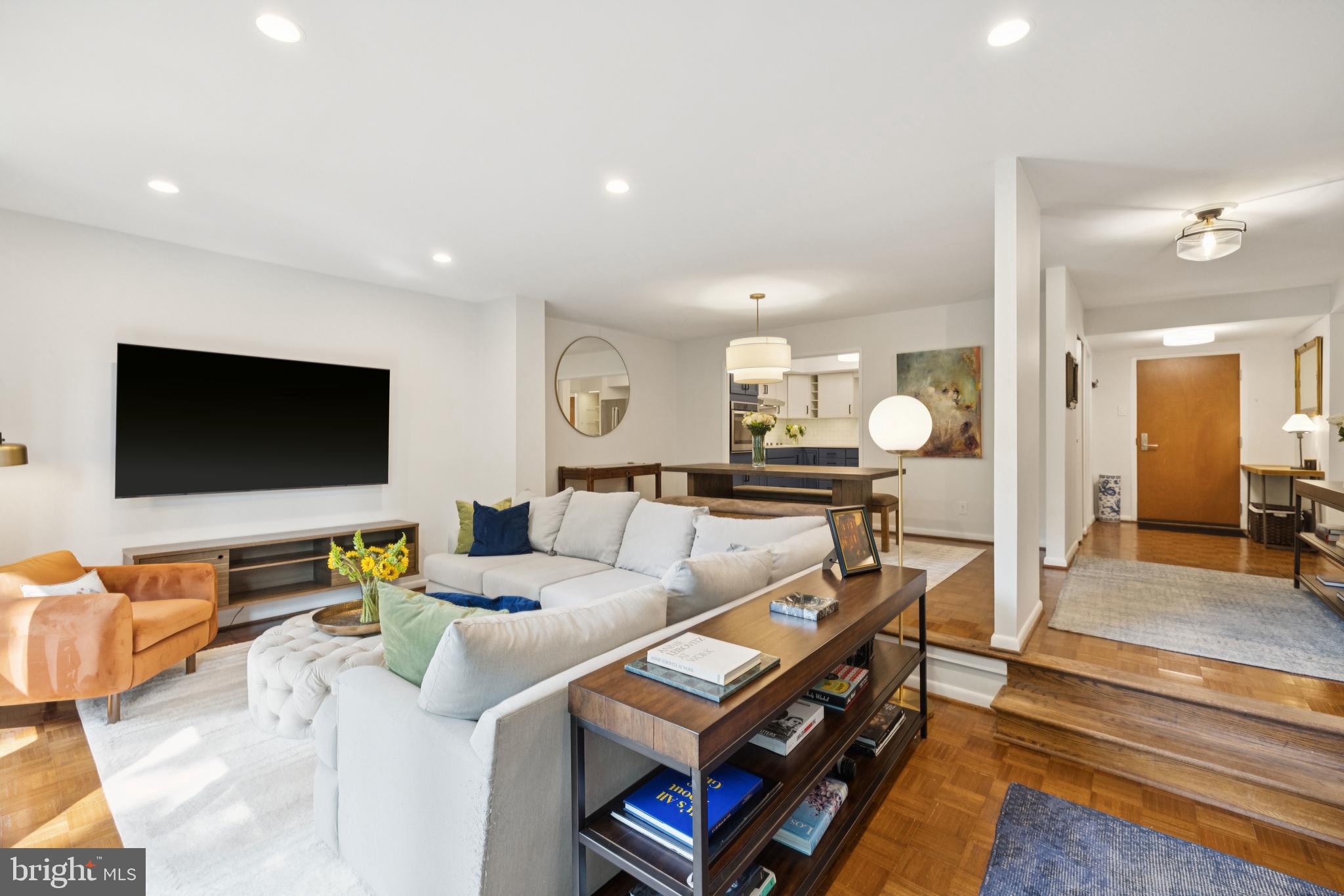 4956 SENTINEL DRIVE 9-401