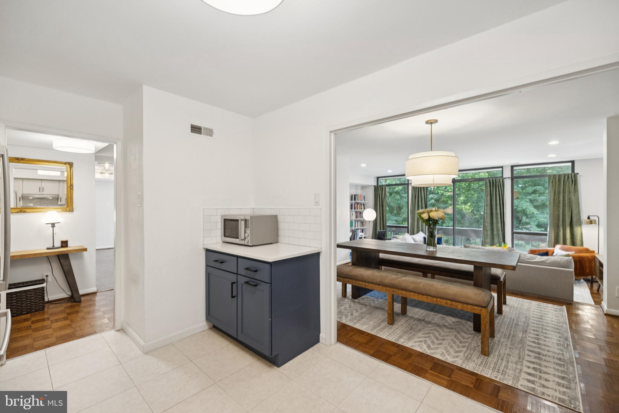 4956 SENTINEL DRIVE 9-401