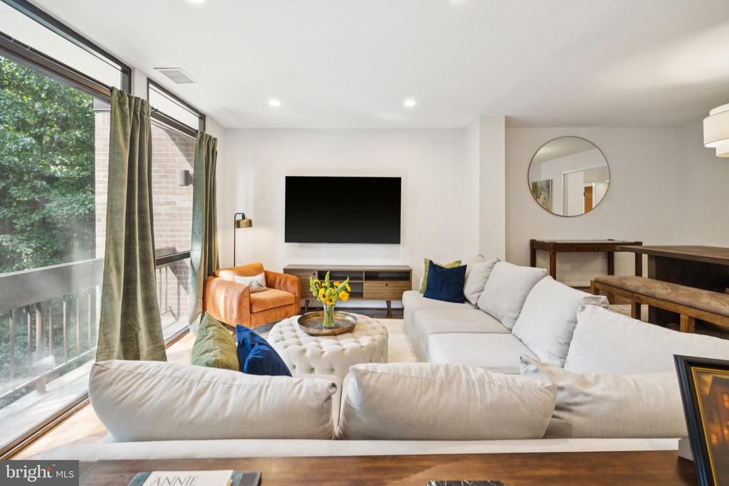 4956 SENTINEL DRIVE 9-401