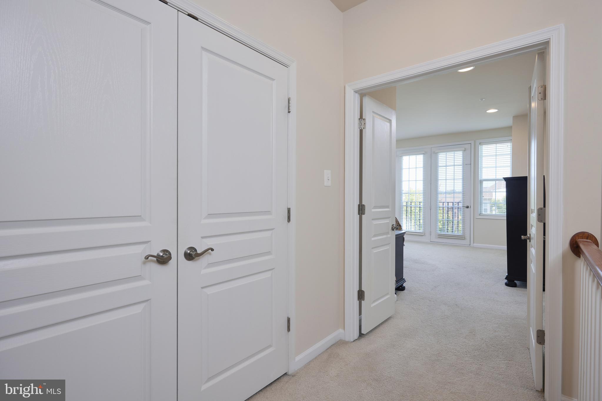 400 BLUE FLAX PLACE