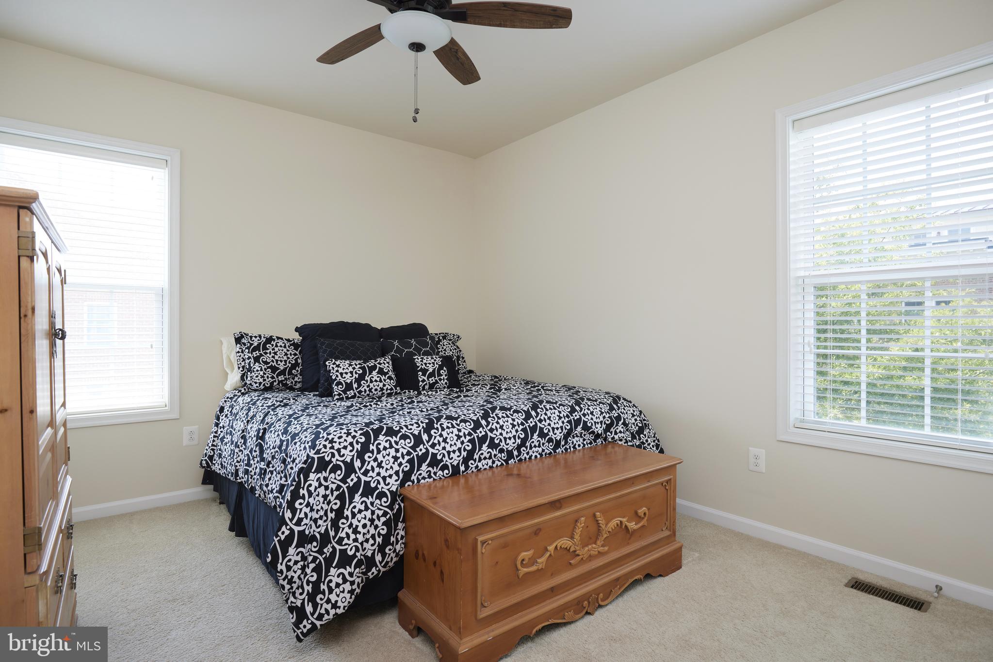 400 BLUE FLAX PLACE