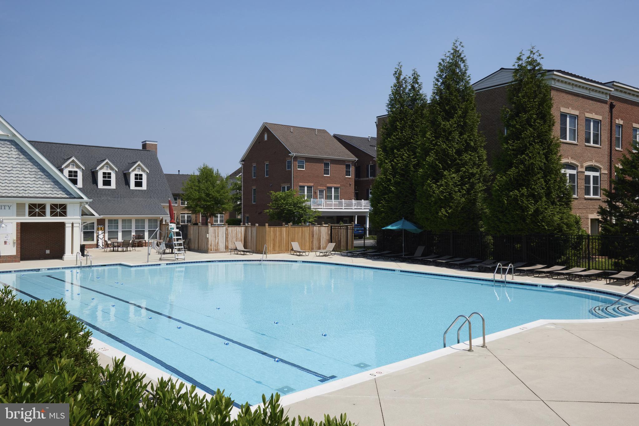 400 BLUE FLAX PLACE