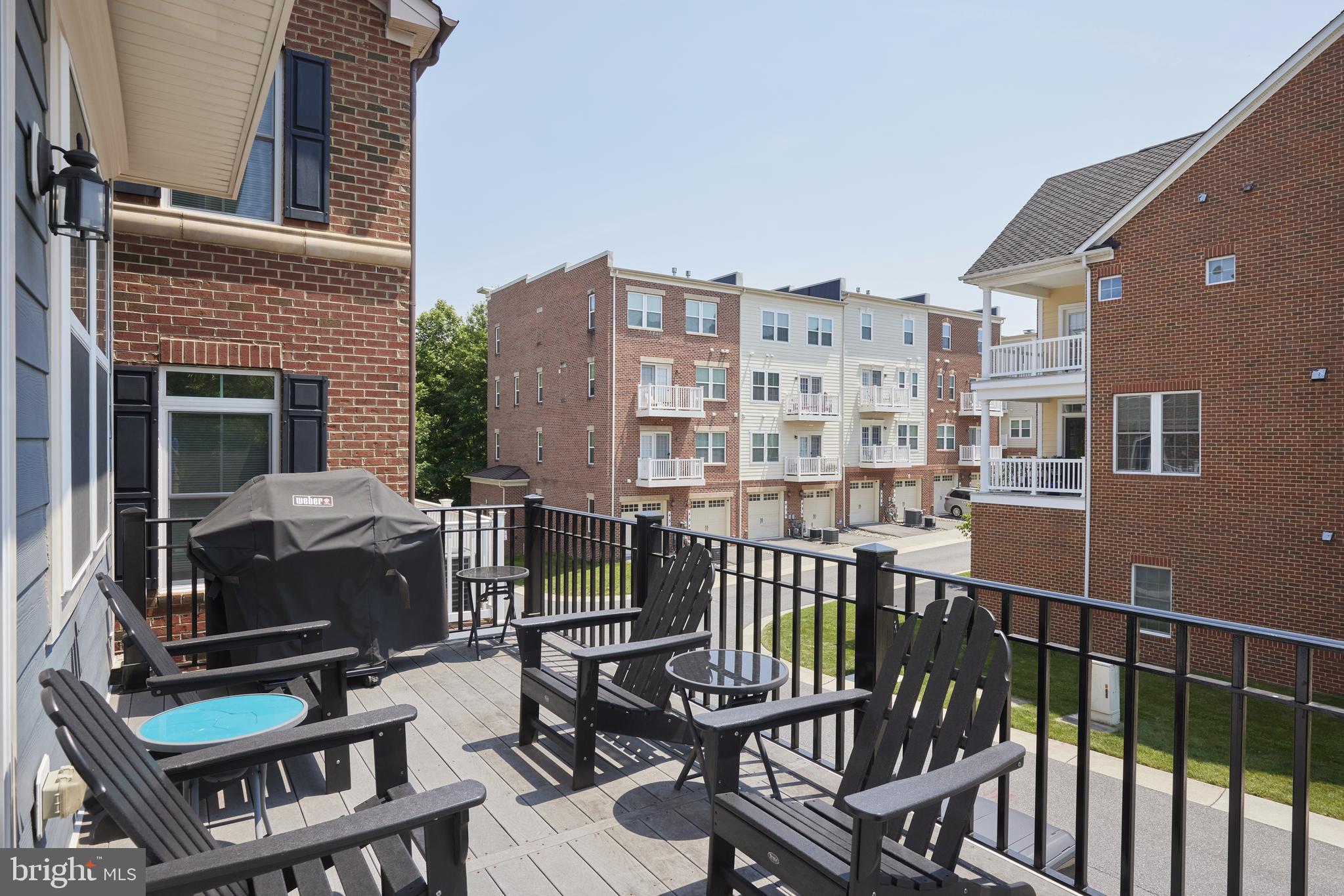 400 BLUE FLAX PLACE