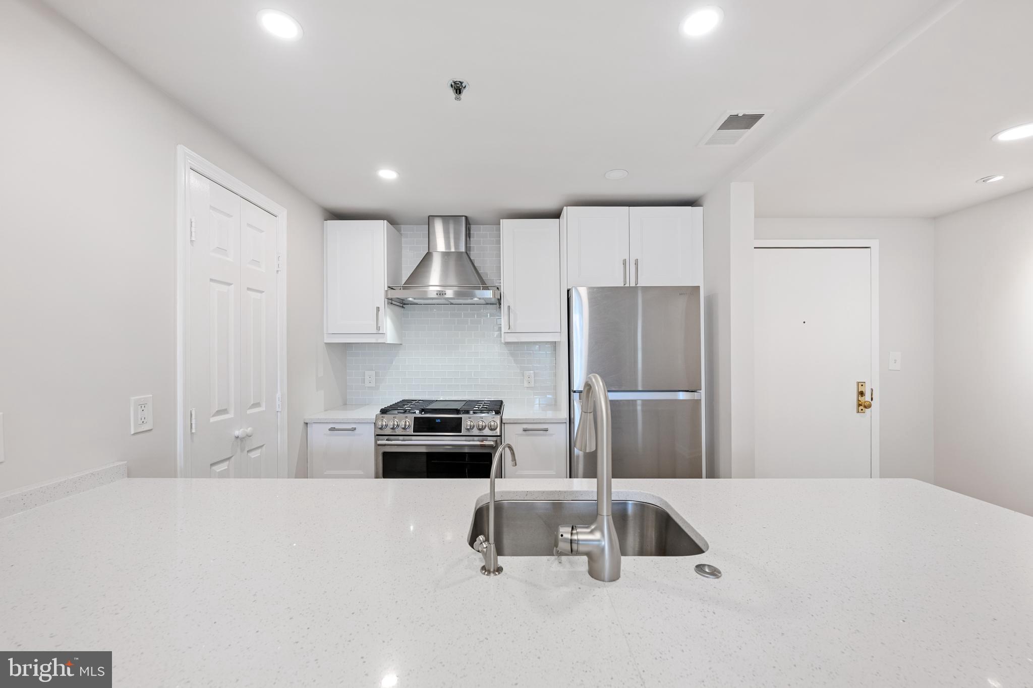 4808 MOORLAND LANE 207