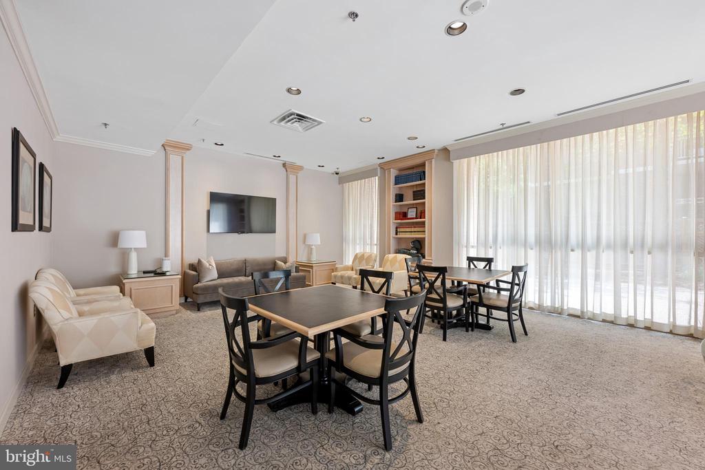 4808 MOORLAND LANE 207