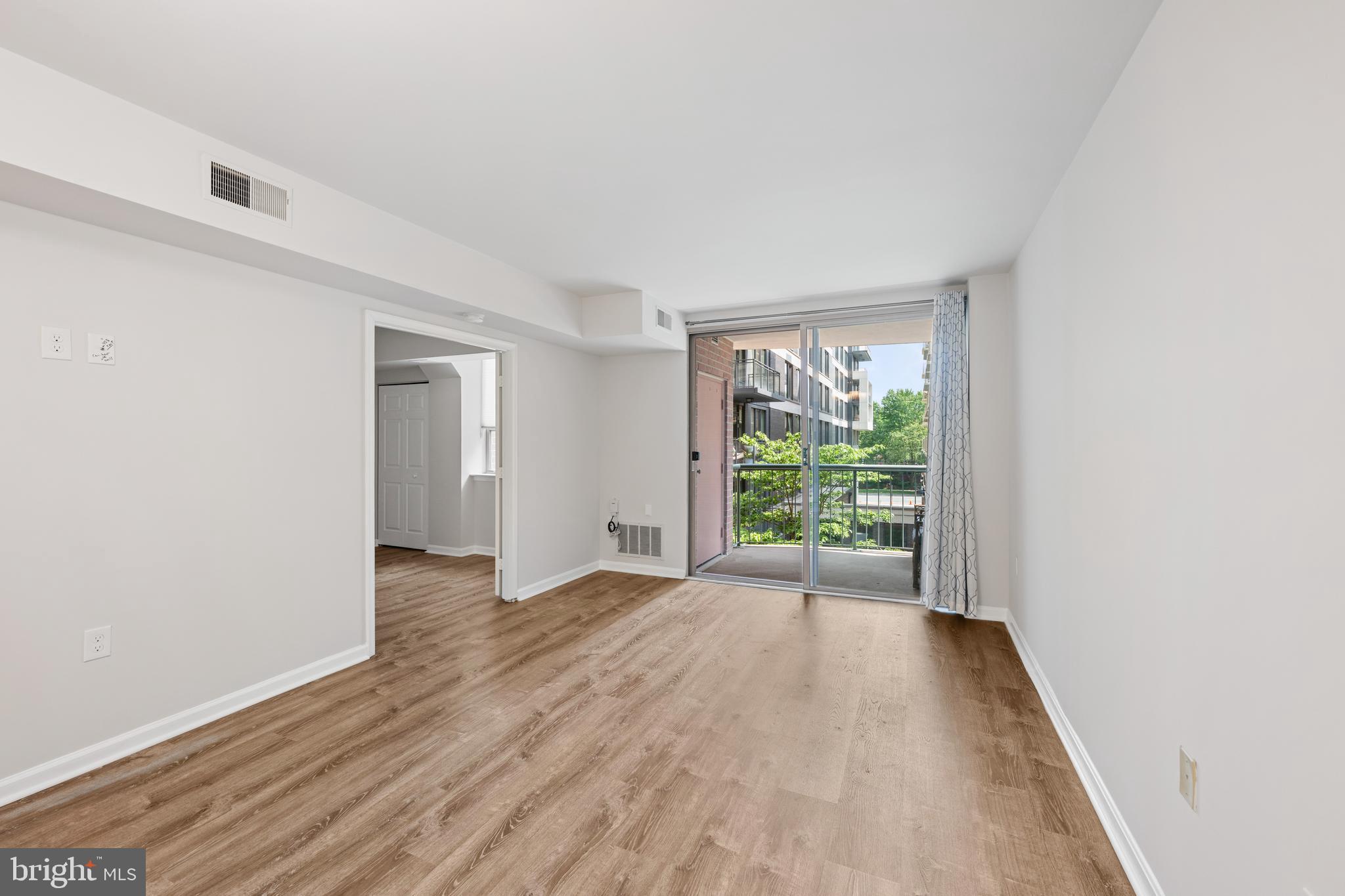 4808 MOORLAND LANE 207