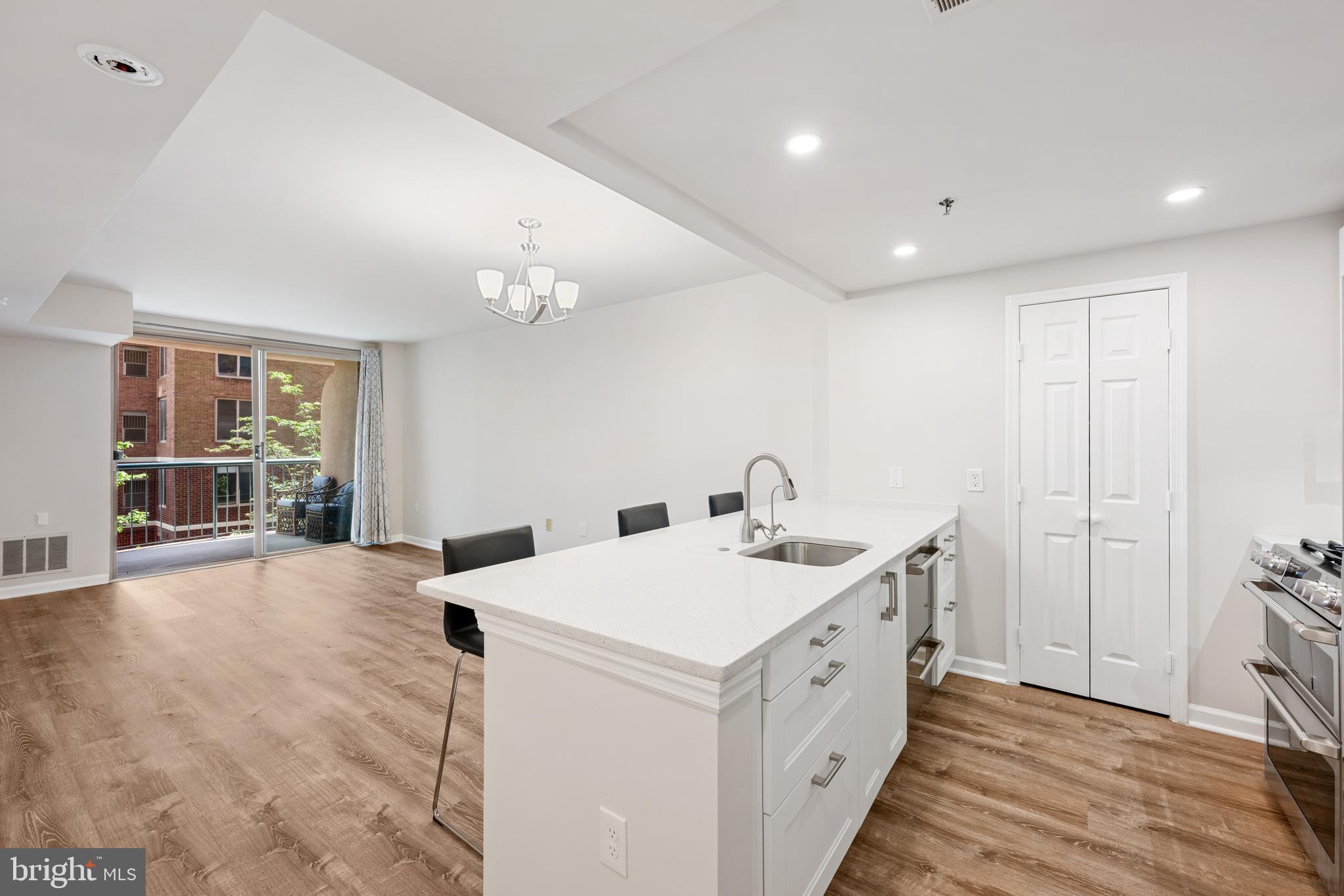 4808 MOORLAND LANE 207