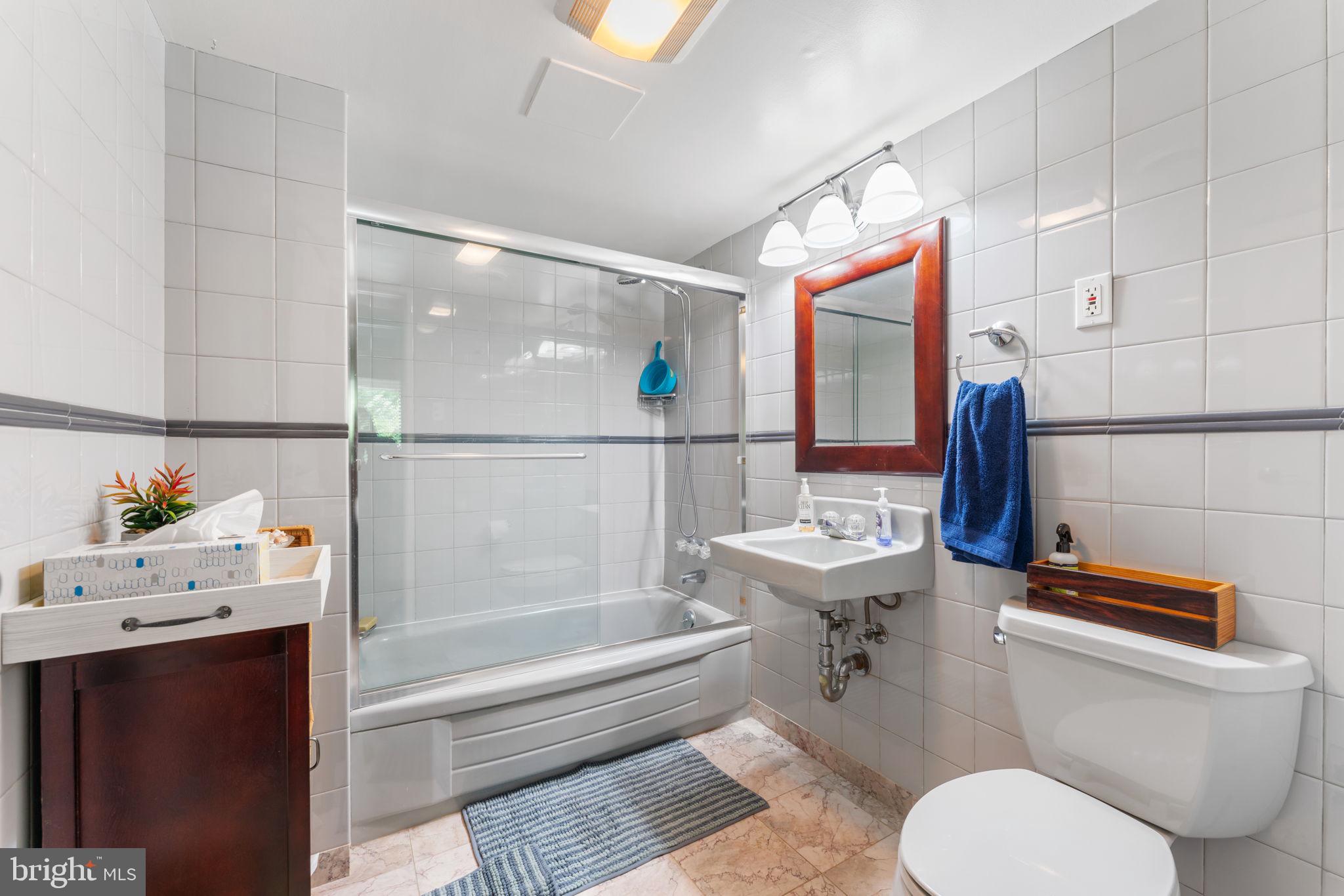 8207 LILLY STONE DRIVE