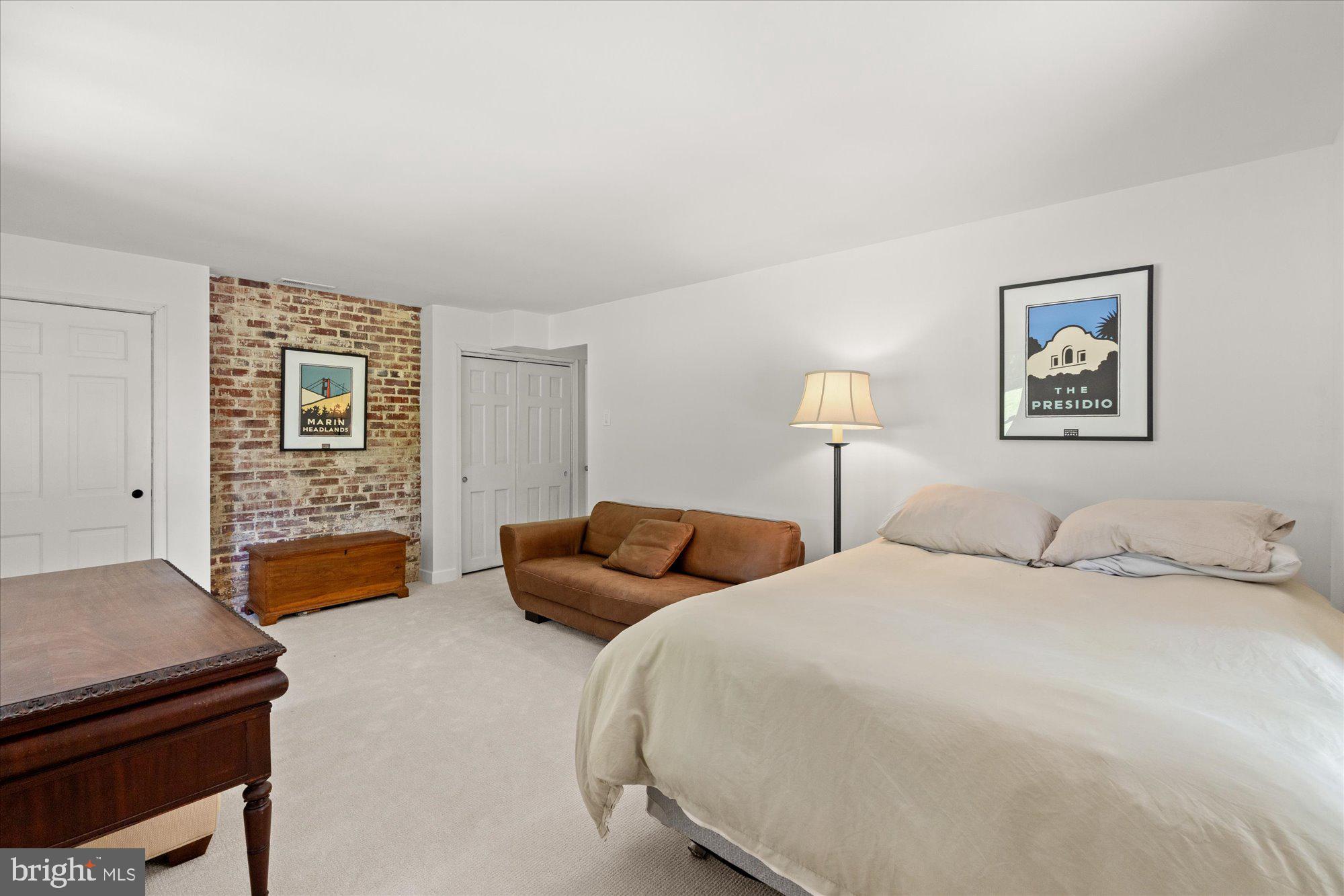 8519 LONGFELLOW PLACE