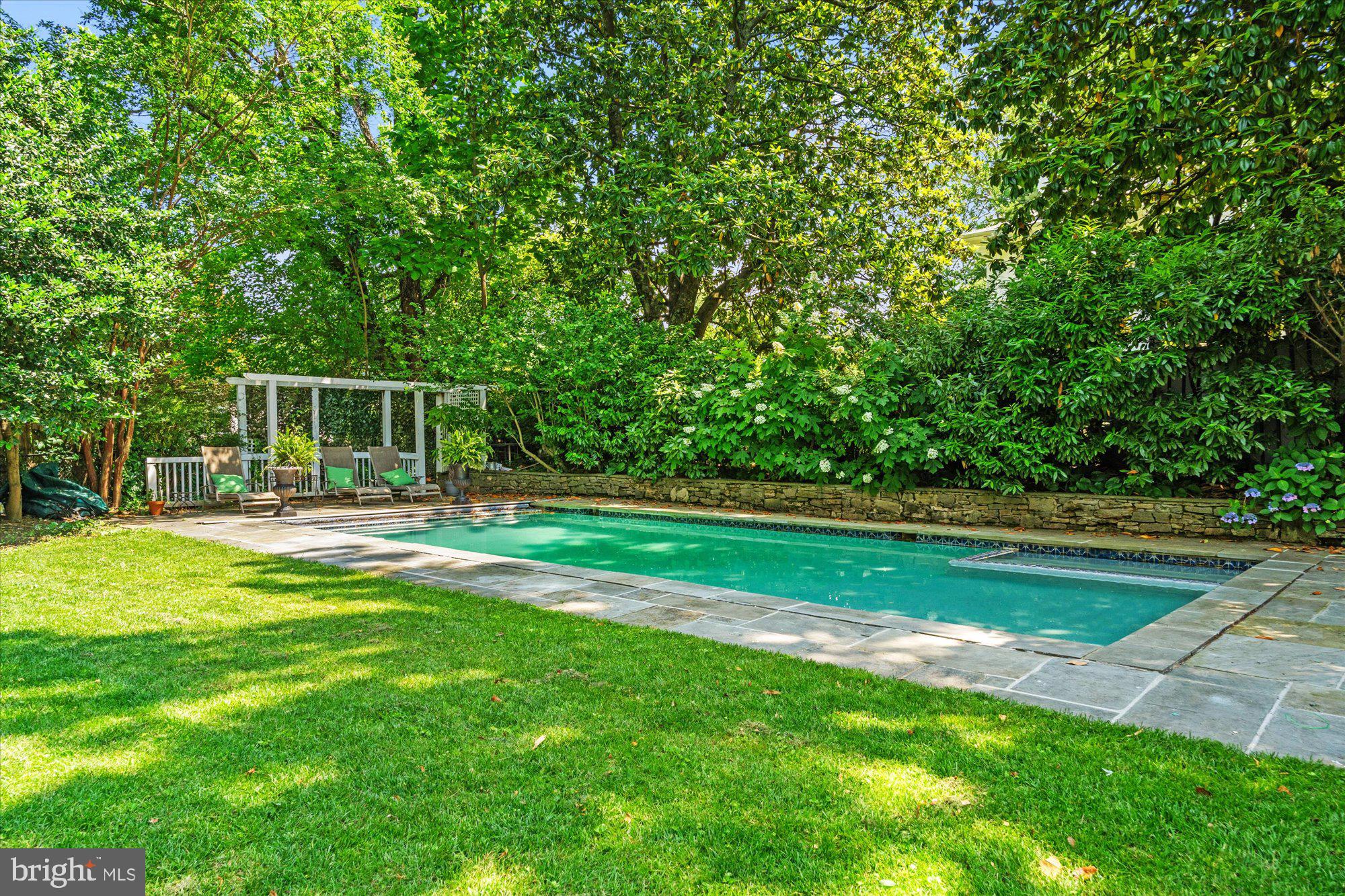 8519 LONGFELLOW PLACE