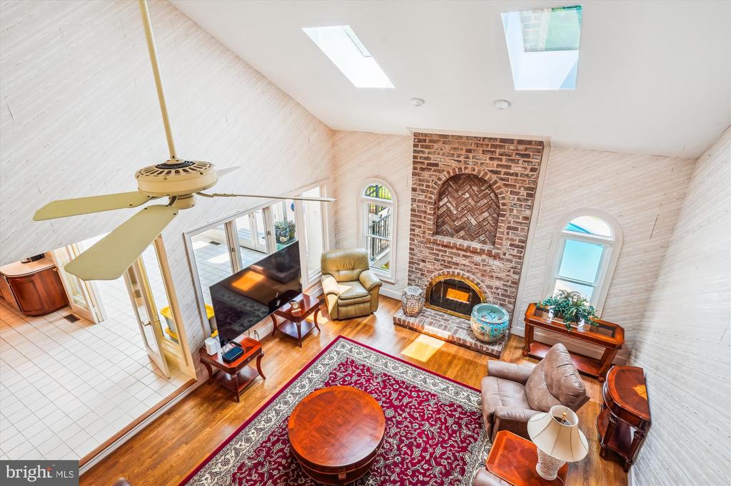 16429 EQUESTRIAN LANE