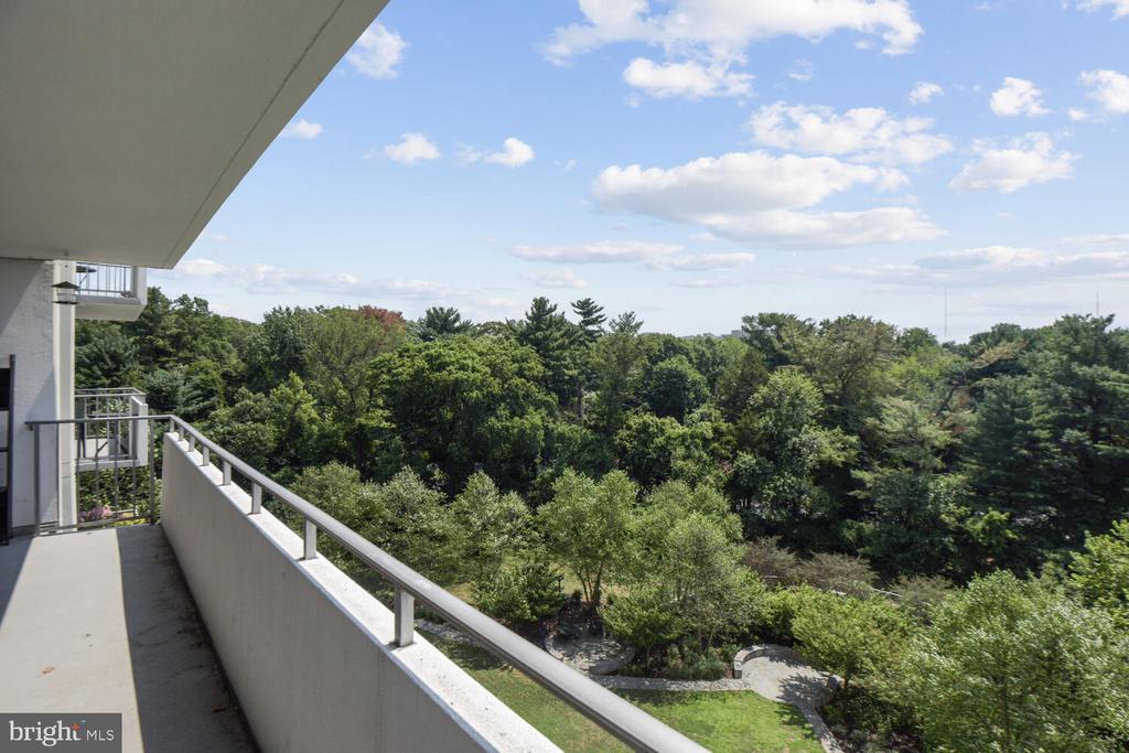 5101 RIVER ROAD 910