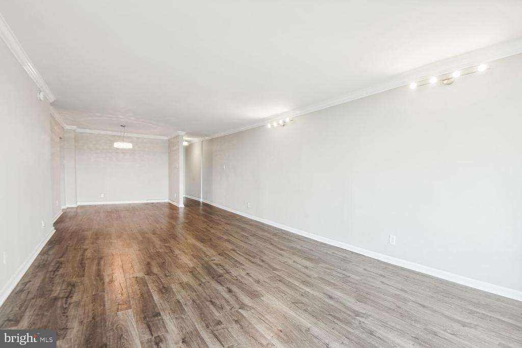 5101 RIVER ROAD 910