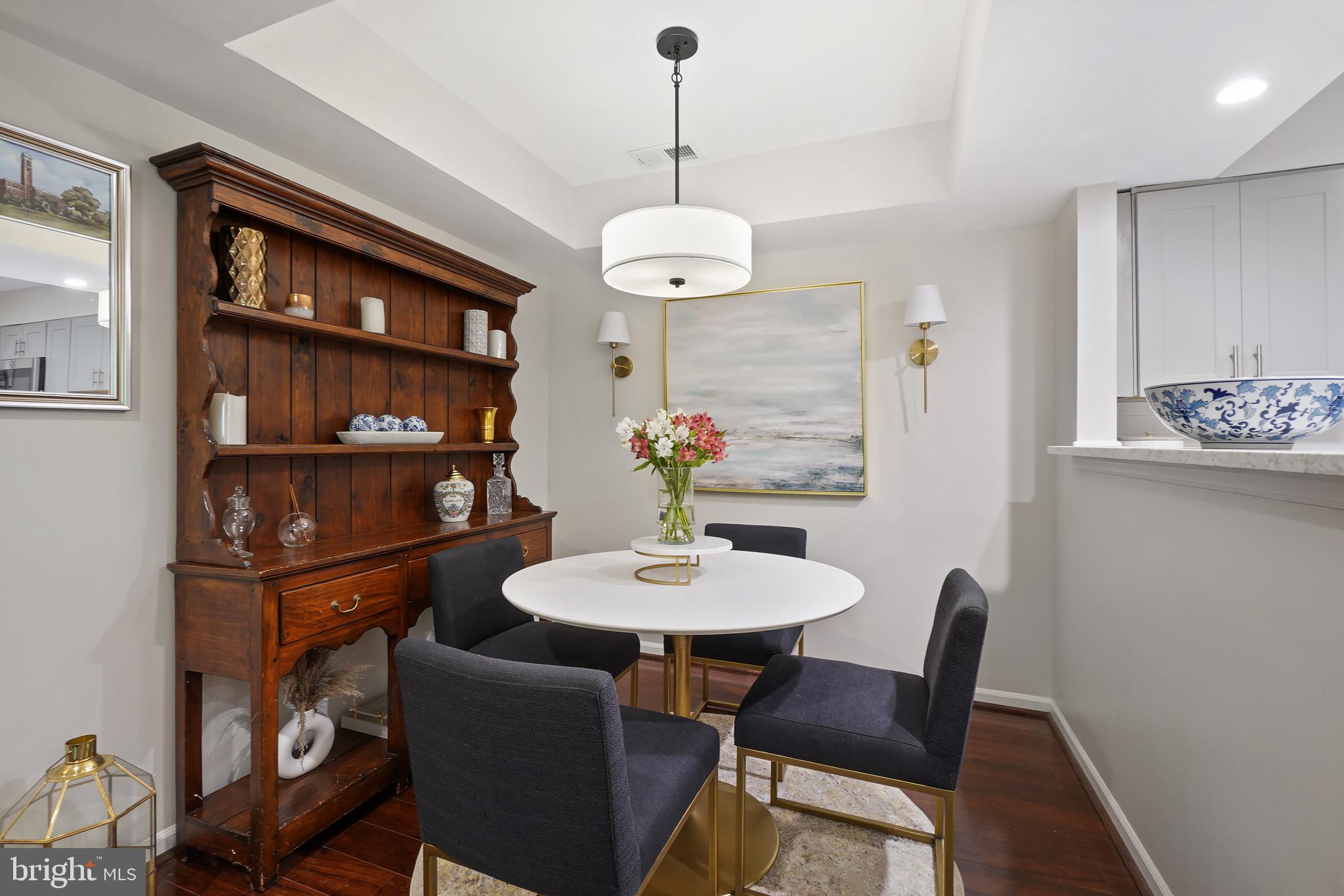 5800 INMAN PARK CIRCLE 300