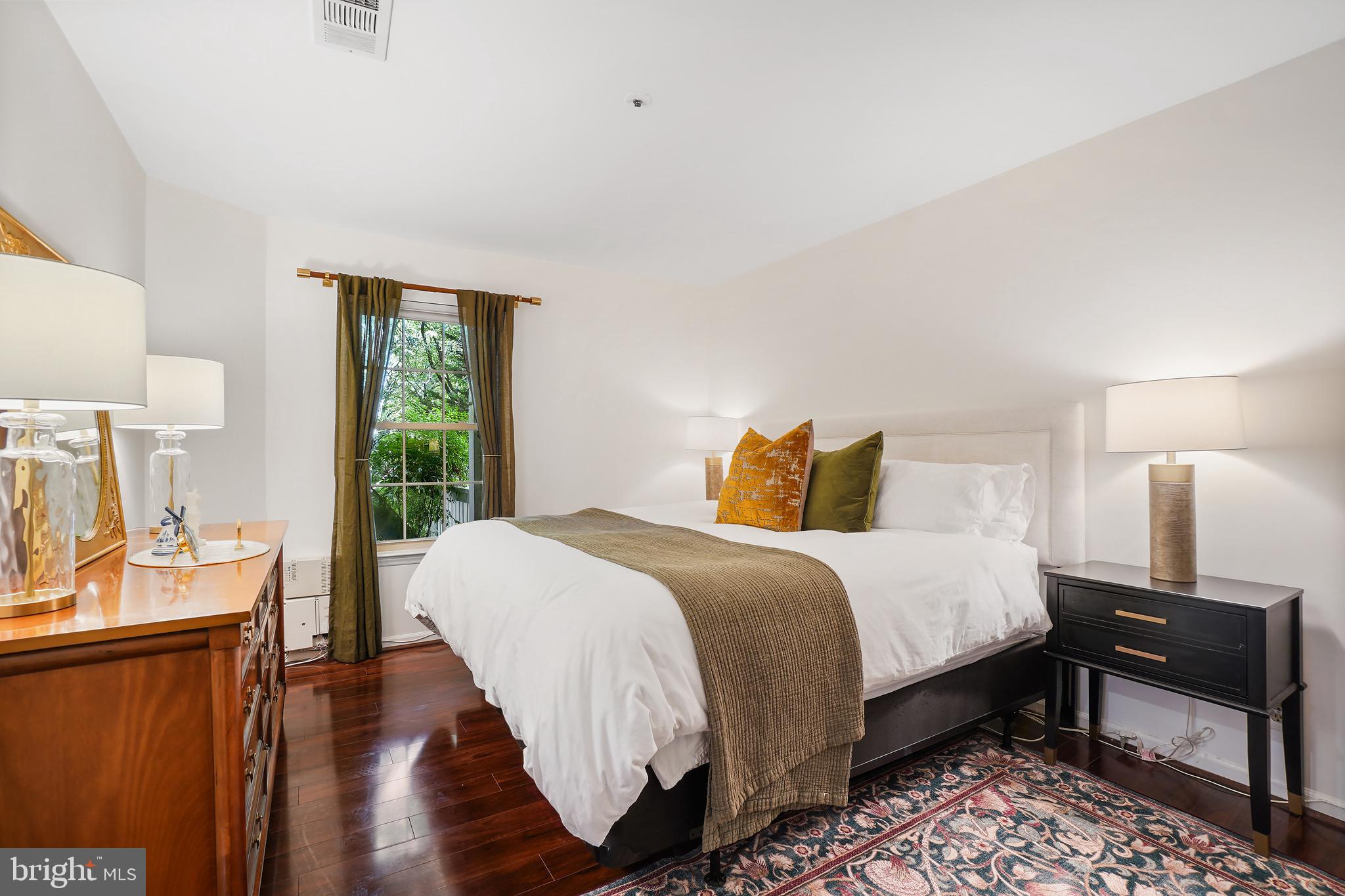 5800 INMAN PARK CIRCLE 300