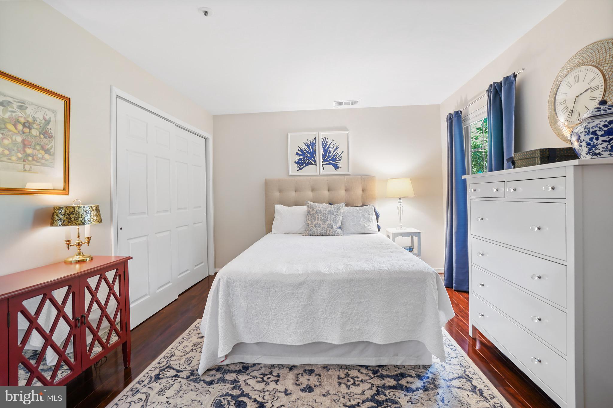 5800 INMAN PARK CIRCLE 300