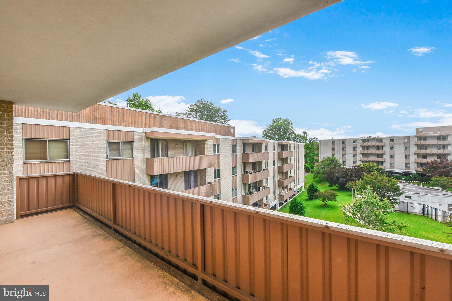 7505 DEMOCRACY BOULEVARD A-422