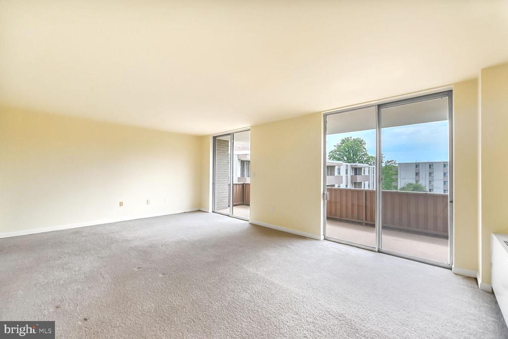 7505 DEMOCRACY BOULEVARD A-422
