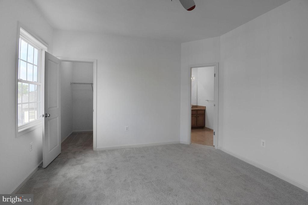13319 MOONLIGHT TRAIL DRIVE