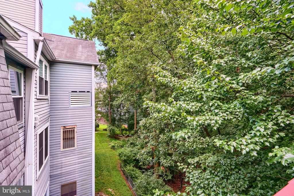 3315 SIR THOMAS DRIVE 4-B-43
