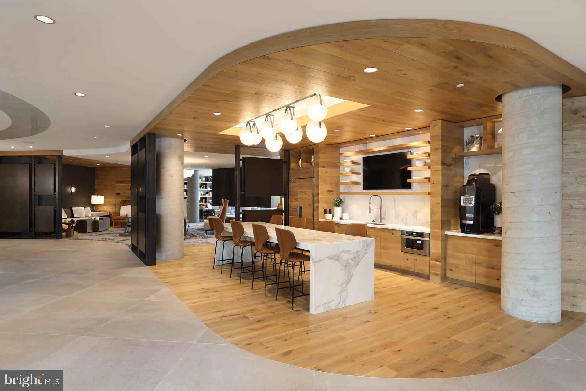 8525 CHEVY CHASE LAKE TERRACE 212/VARIES BARRETT