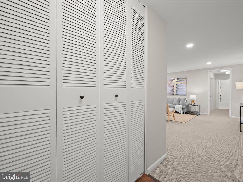 10625 MONTROSE AVENUE 103