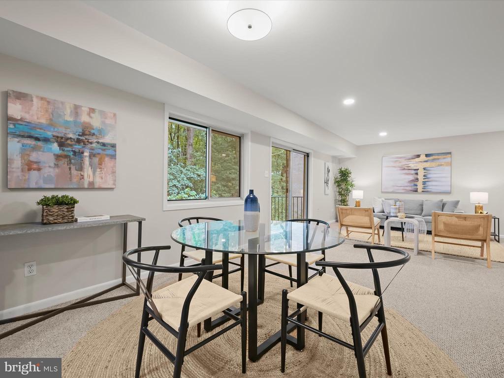 10625 MONTROSE AVENUE 103