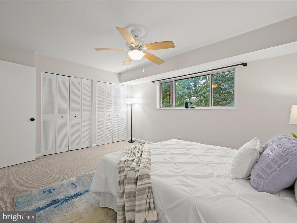 10625 MONTROSE AVENUE 103