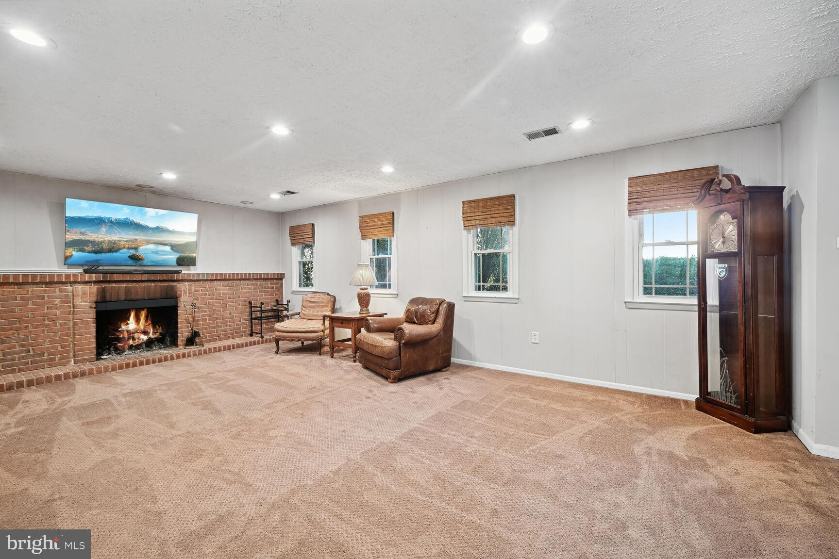 3104 VANDEVER STREET