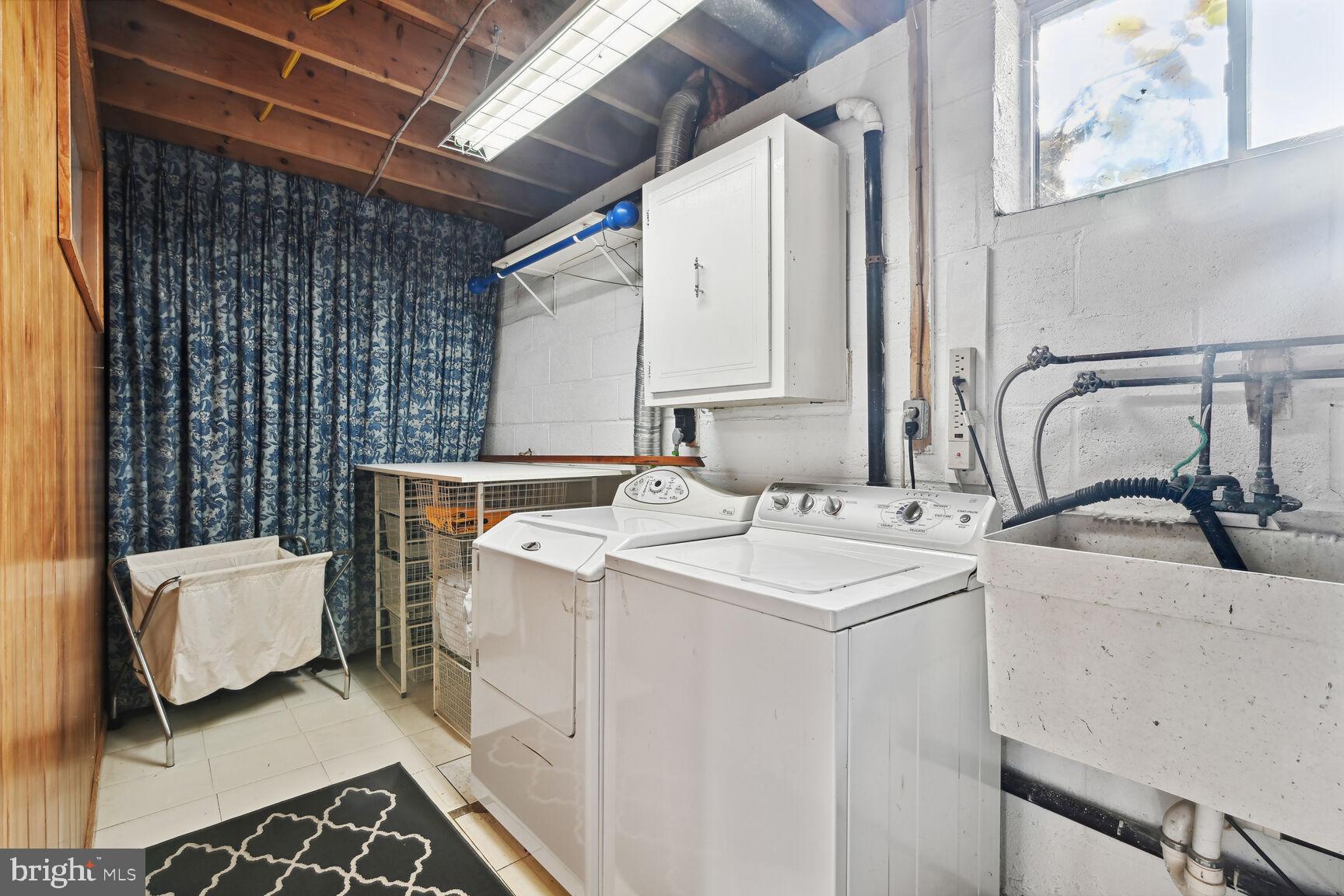 3104 VANDEVER STREET