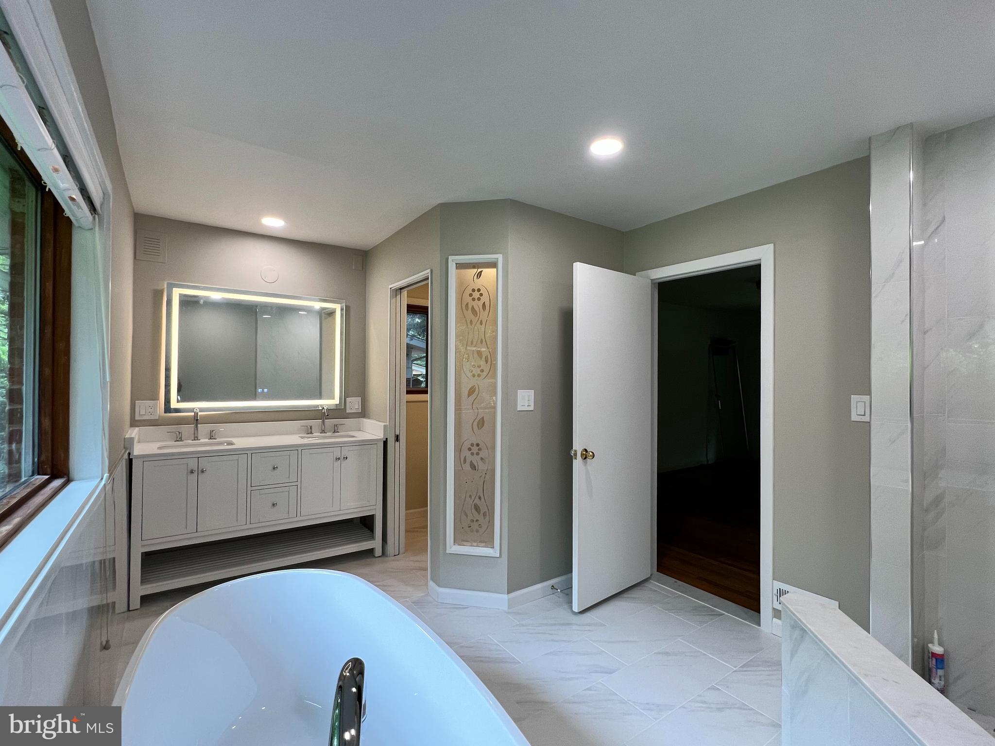 6710 PERSIMMON TREE ROAD